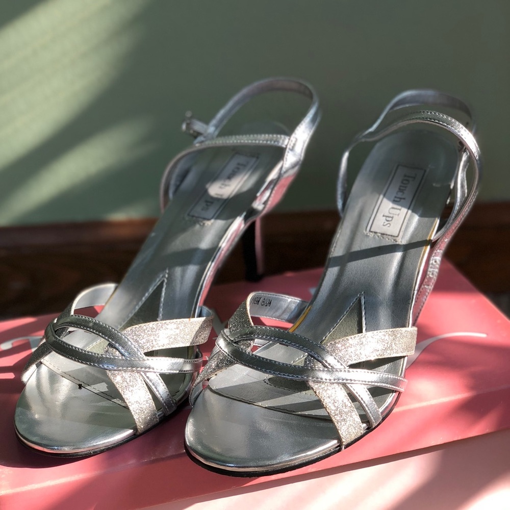 Touch Ups Silver Heels - Picture 1 of 7